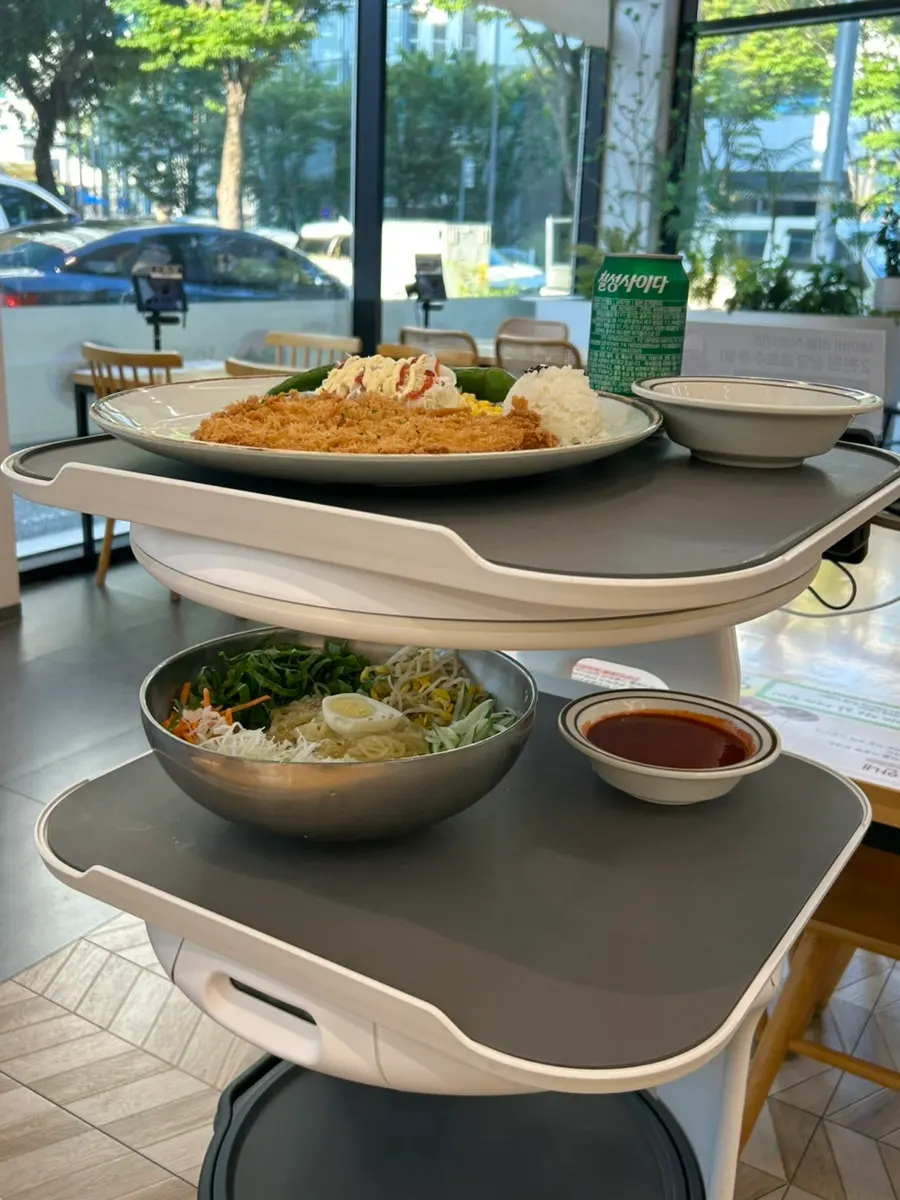 Table with an order of Jinsim Wang Donkkaseu and jjolmyeon
