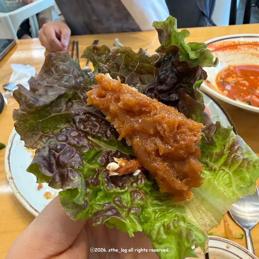 튀김옷 얇은 경양식 왕돈까스 단면