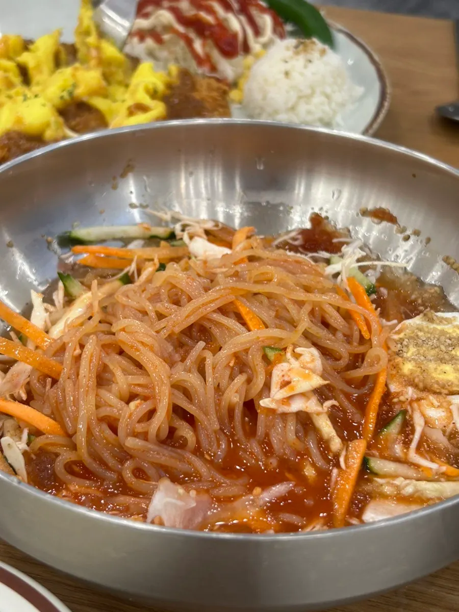 Close-up of chewy cold jjolmyeon noodles