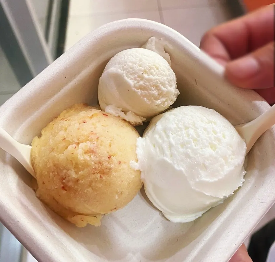 Gelato eaten after dinner