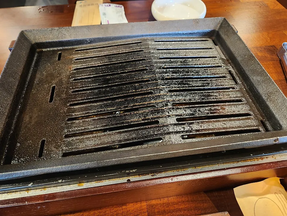 Kitchen smoking meat with rice straw