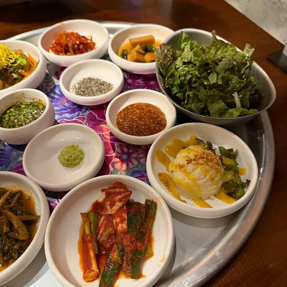 짚불태백 반찬 클로즈업