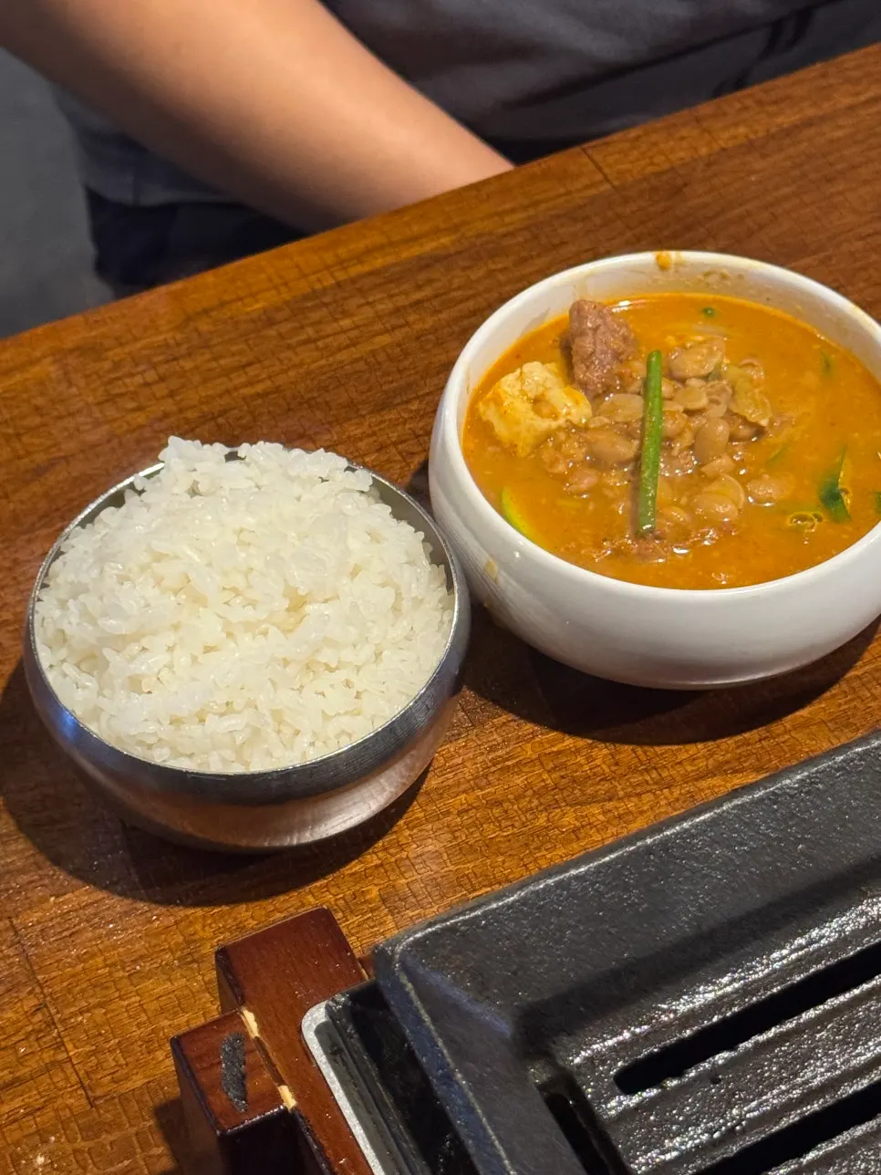 마무리로 먹은 메밀냉면과 한우청국찌개