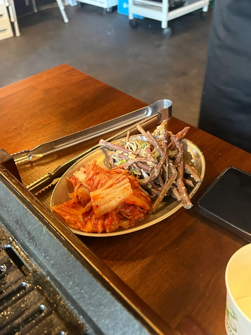 Self-serve bar for extra side dishes