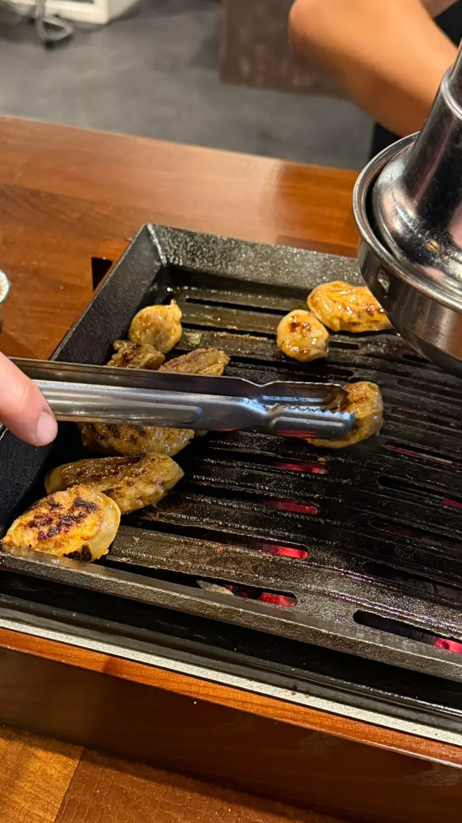 Finishing fried rice crisped on the grill