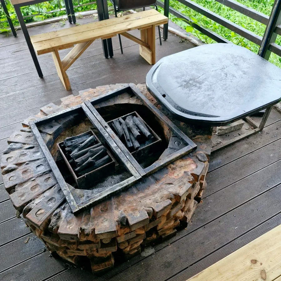거실과 연결된 개별 바베큐장