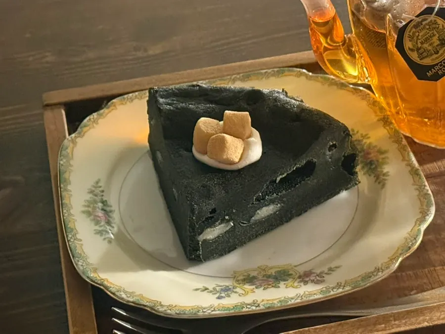A slice of Jitheunsan's terrine cake