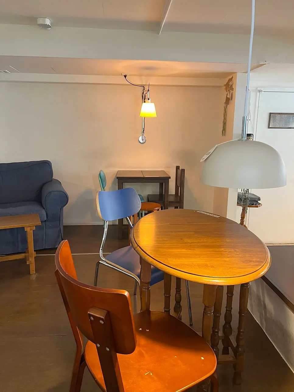 Jitheunsan seating suited to working and reading