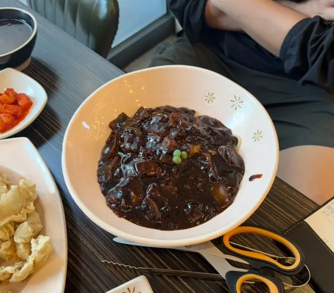 고슬고슬한 새우볶음밥 한 숟갈