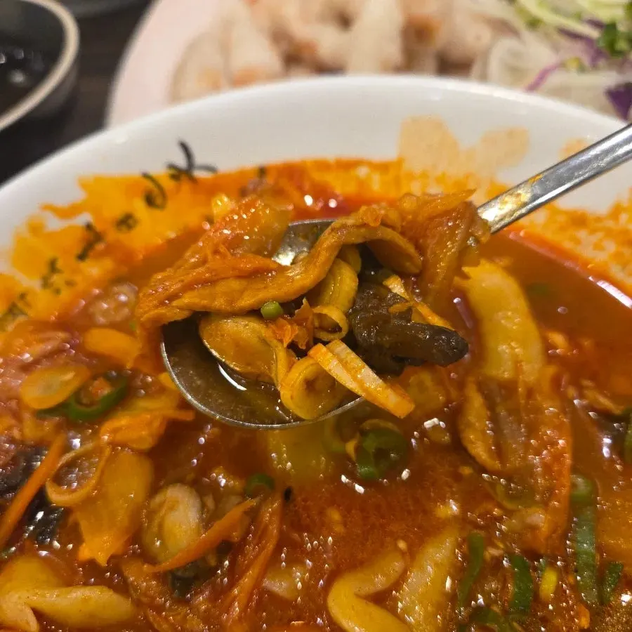 Bone-based jjamppong broth