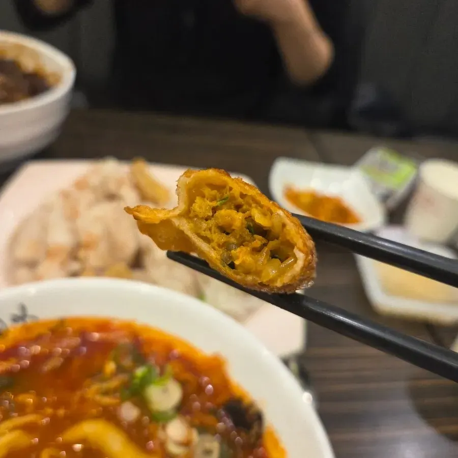 Crispy fried mandu
