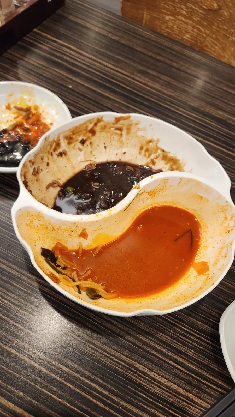Empty jjamjjamyeon bowls after finishing both jjamppong and jjajang