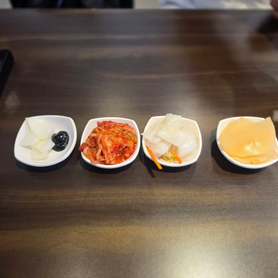 Table set with the ordered Chinese dishes