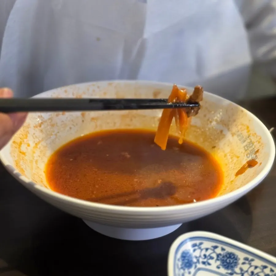 Jjambbong bowl emptied down to the last drop of broth