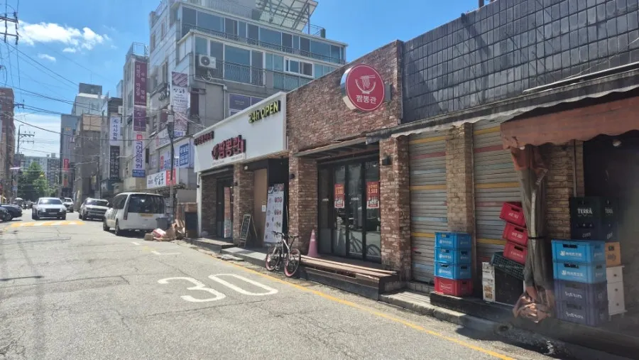 Entrance of Jjambbongwan Seoul Bangi Branch