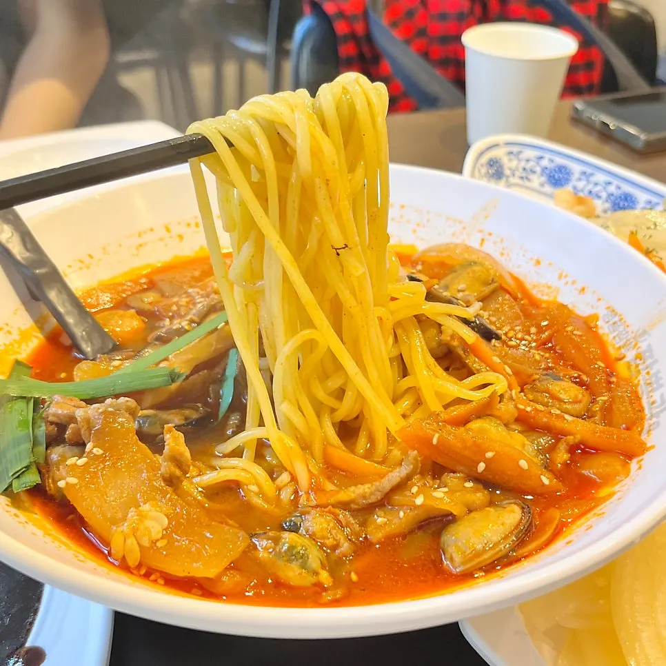 Basic-spice jjambbong loaded with noodles and seafood