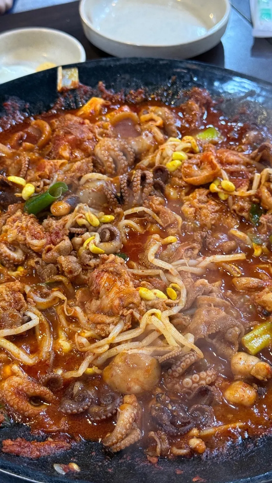 Beef brisket and octopus stirred evenly while cooking