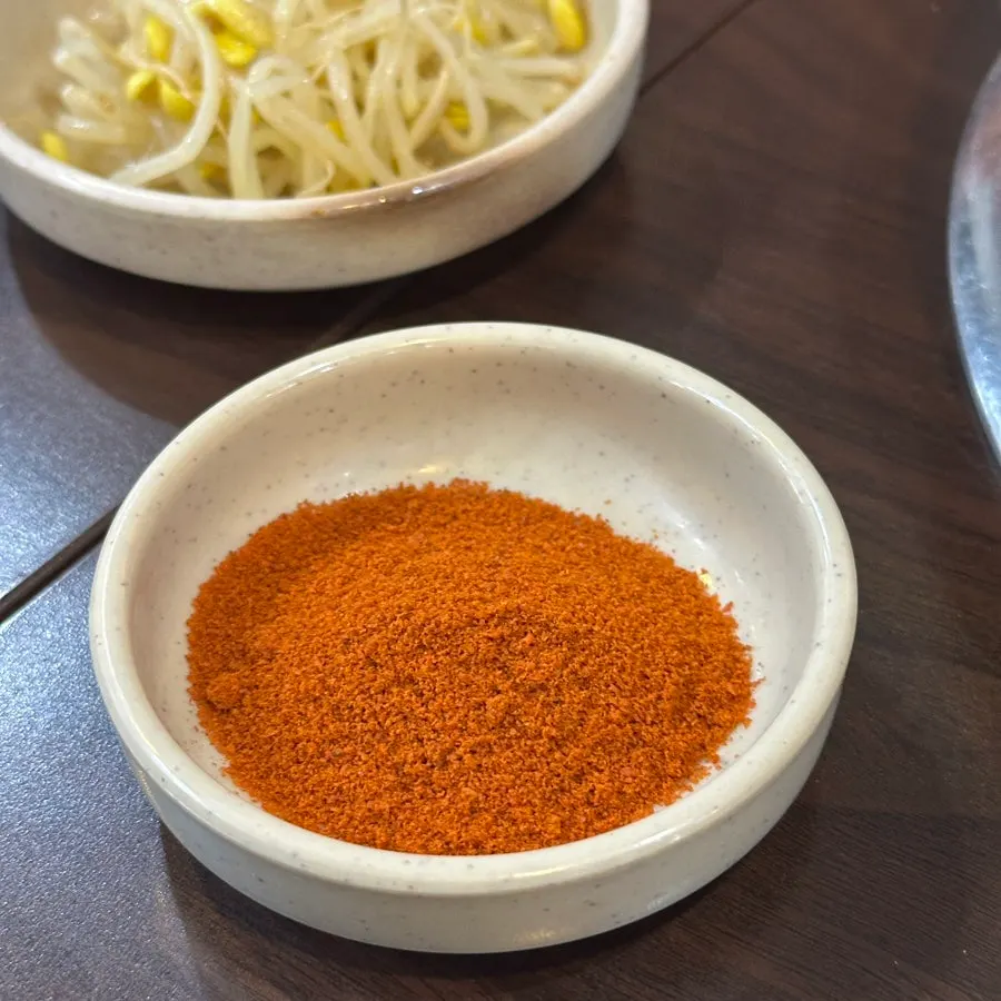 Vietnamese chili powder for adjusting spice level