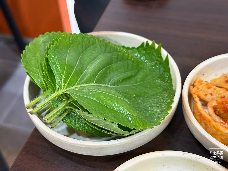 반찬으로 나온 어묵볶음