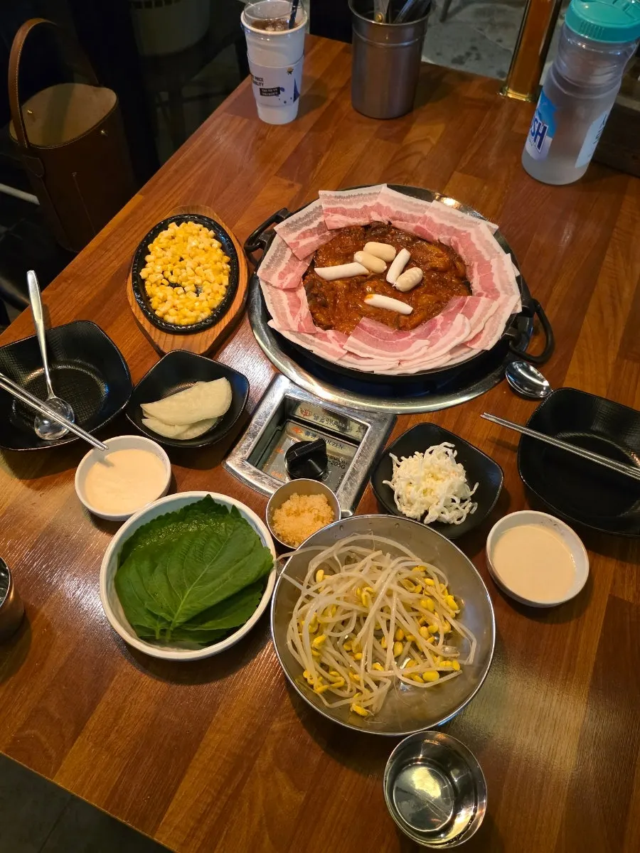 Side dish plate with peanut sauce and flying fish roe