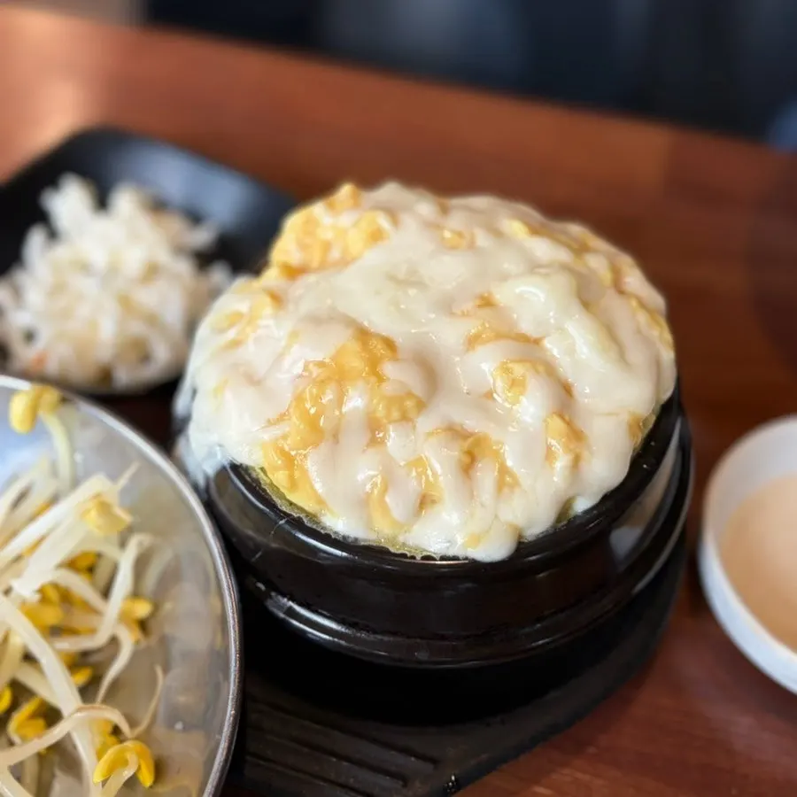 쭈삼겹 2인분과 세트 구성 상차림
