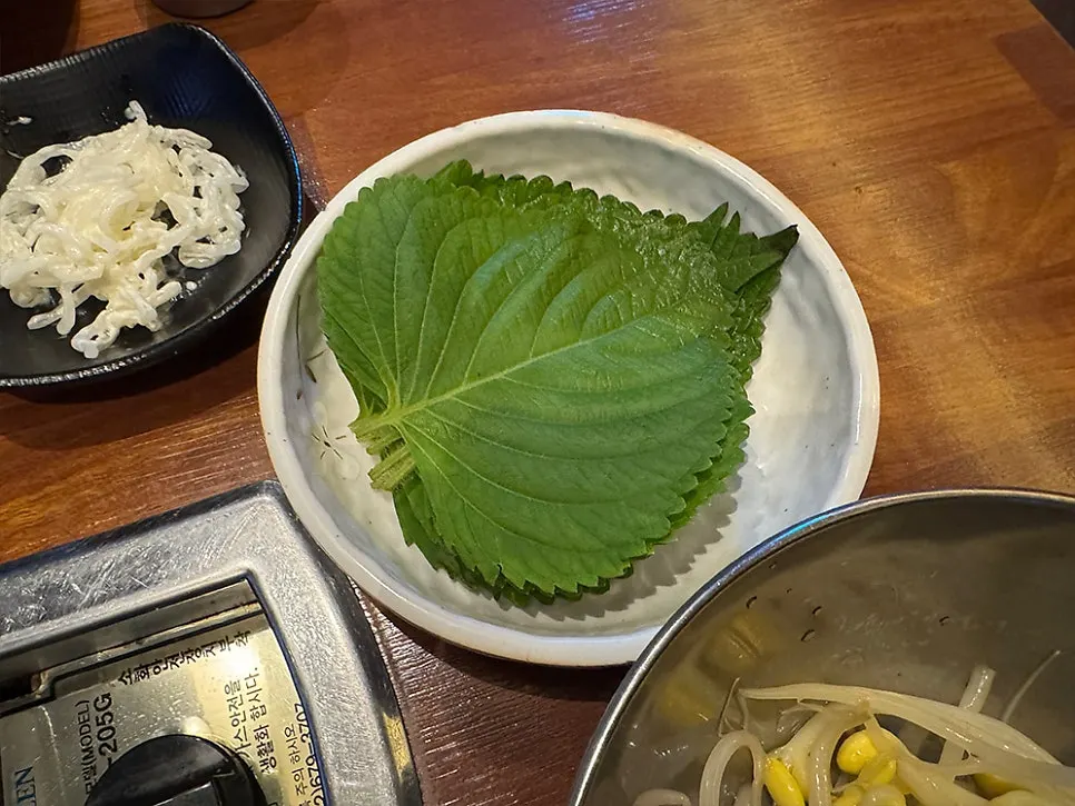 완성된 철판쭈삼겹 클로즈업