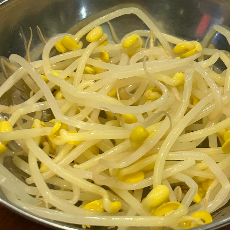 쭈박사 마곡점 기본 상차림 반찬 구성