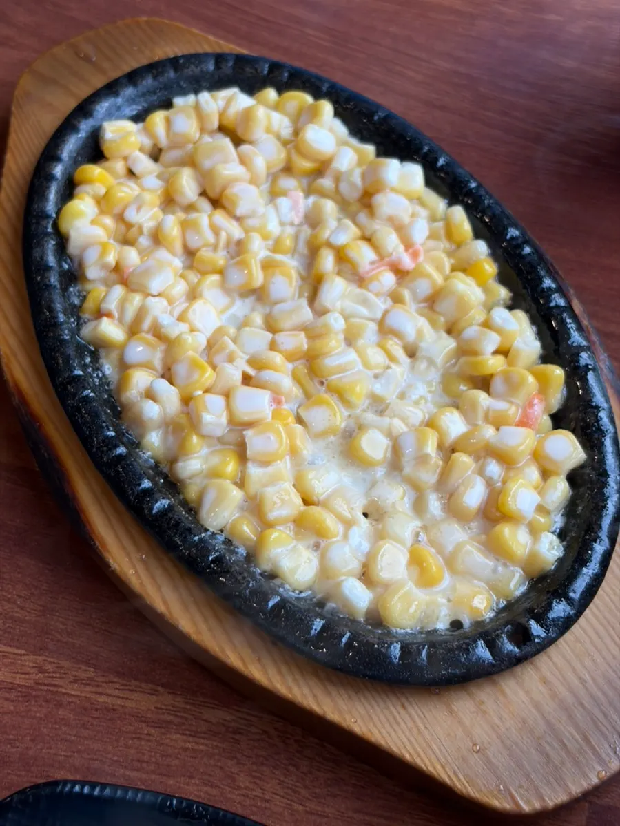 Butter corn served with the set