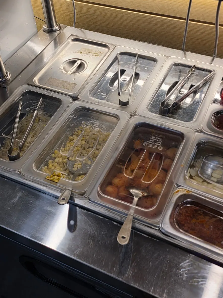 Side dish corner of Jjukkumi Sinnara's self bar