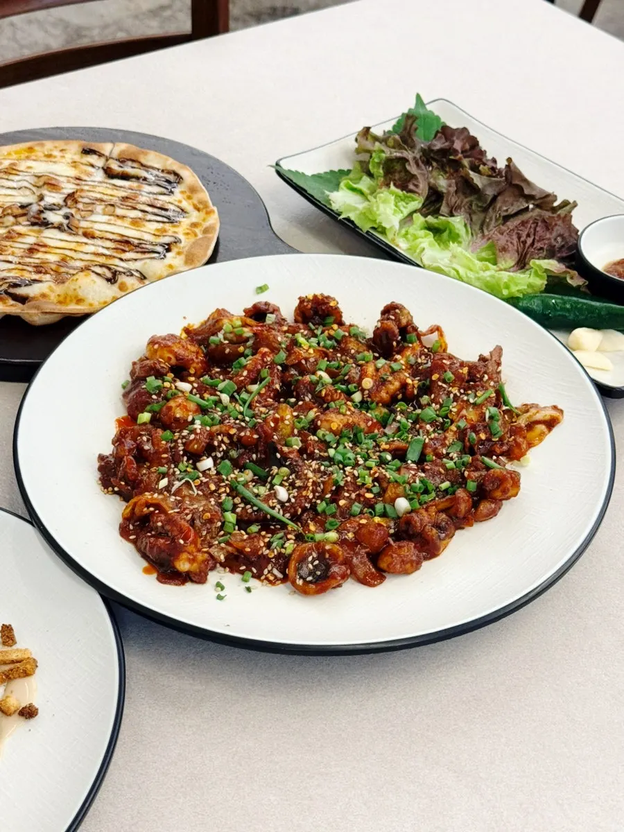 Overhead view of the jjukkumi stir-fry plate