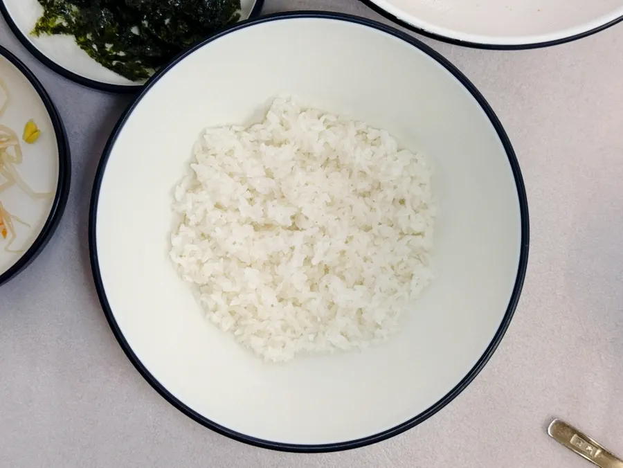 Rice mixed with jjukkumi stir-fry