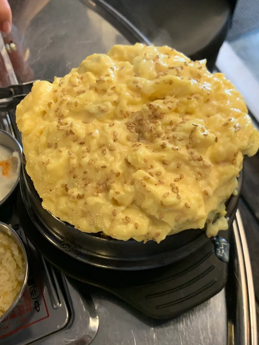 퐁실한 계란찜 한 숟갈