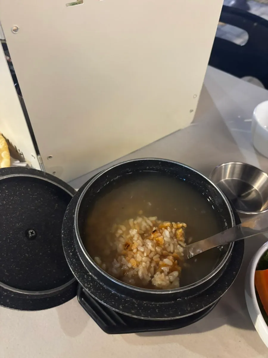쭈꾸미와 함께 나온 슝늉