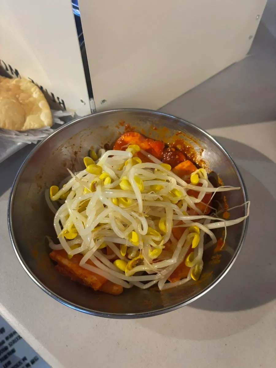 추가로 주문한 삼겹살 1인분