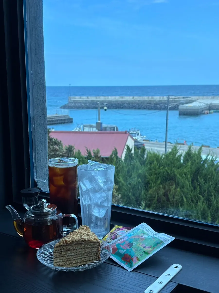 Sweet tea containing hydrangea