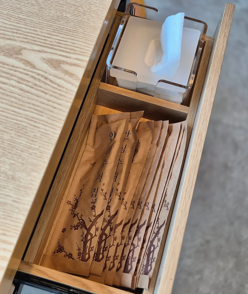Individually wrapped utensils