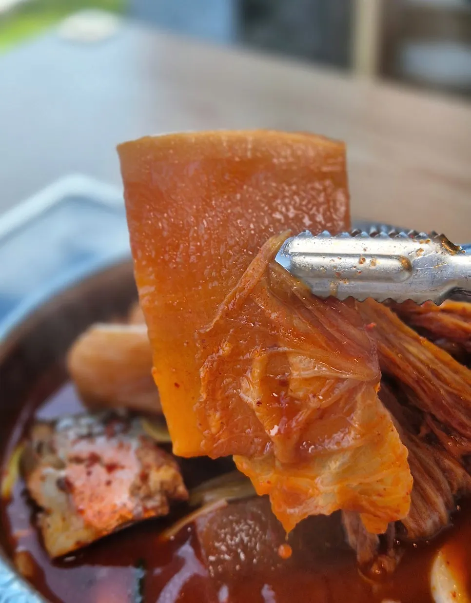 Braised radish deeply soaked in sauce