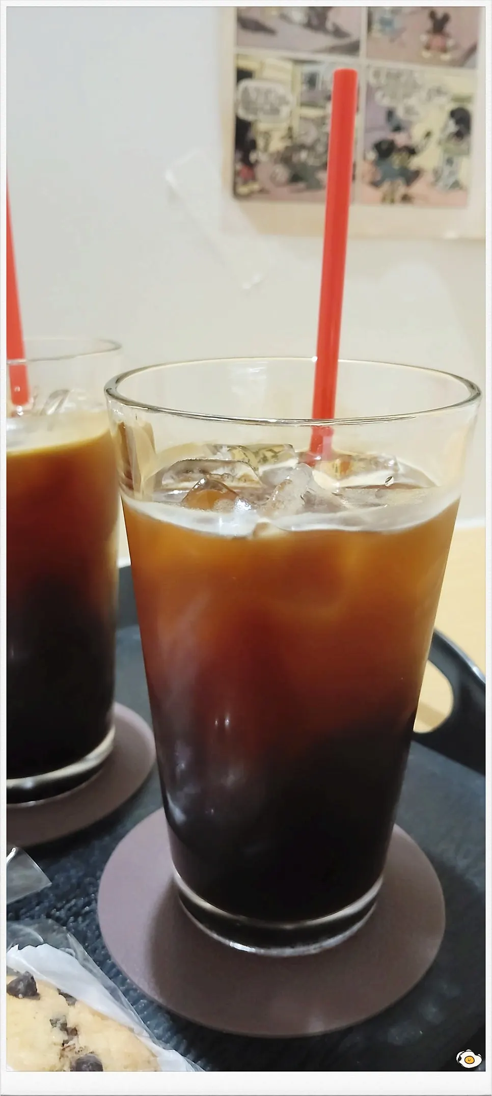 Vertical shot of the chocolate chip cookie at Jo Hui-tak Coffee