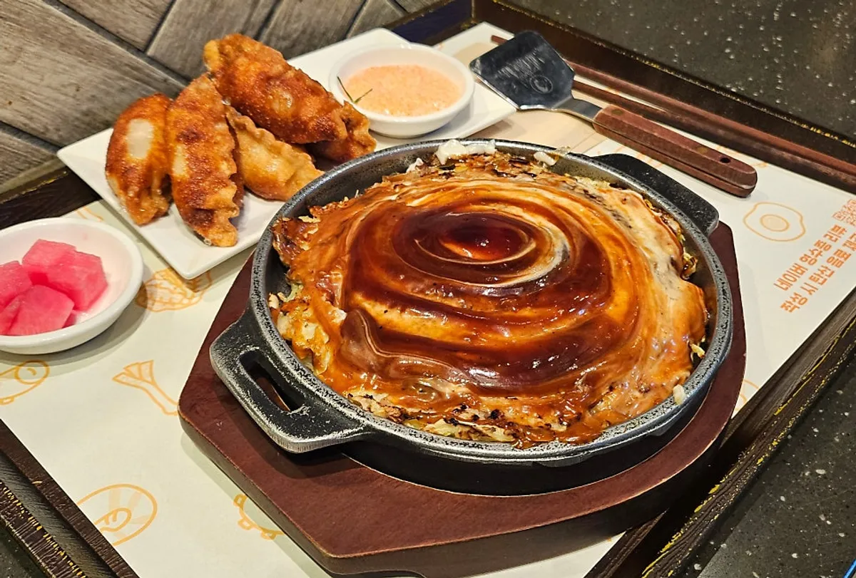 죠죠 오코노미야끼 세트 한 상