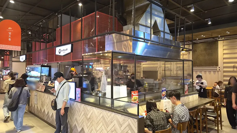 Entrance to Jojo in the B1 food hall of AK Plaza Suwon