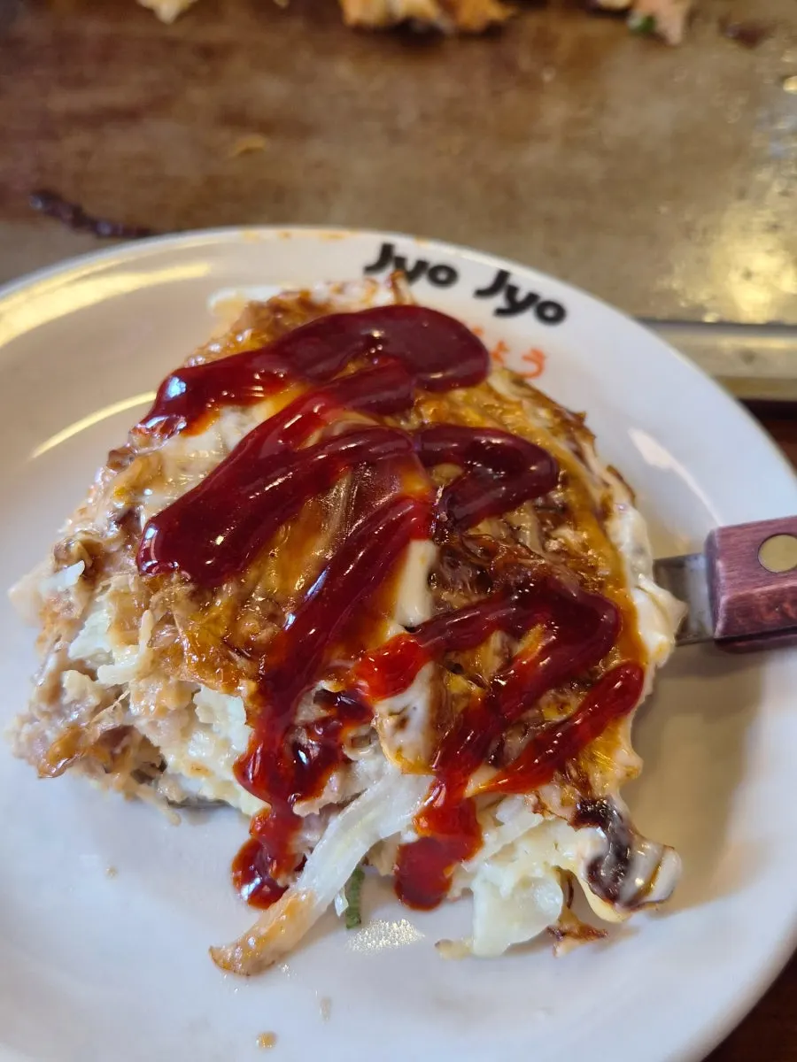 Jojo yakisoba with noodles and vegetables