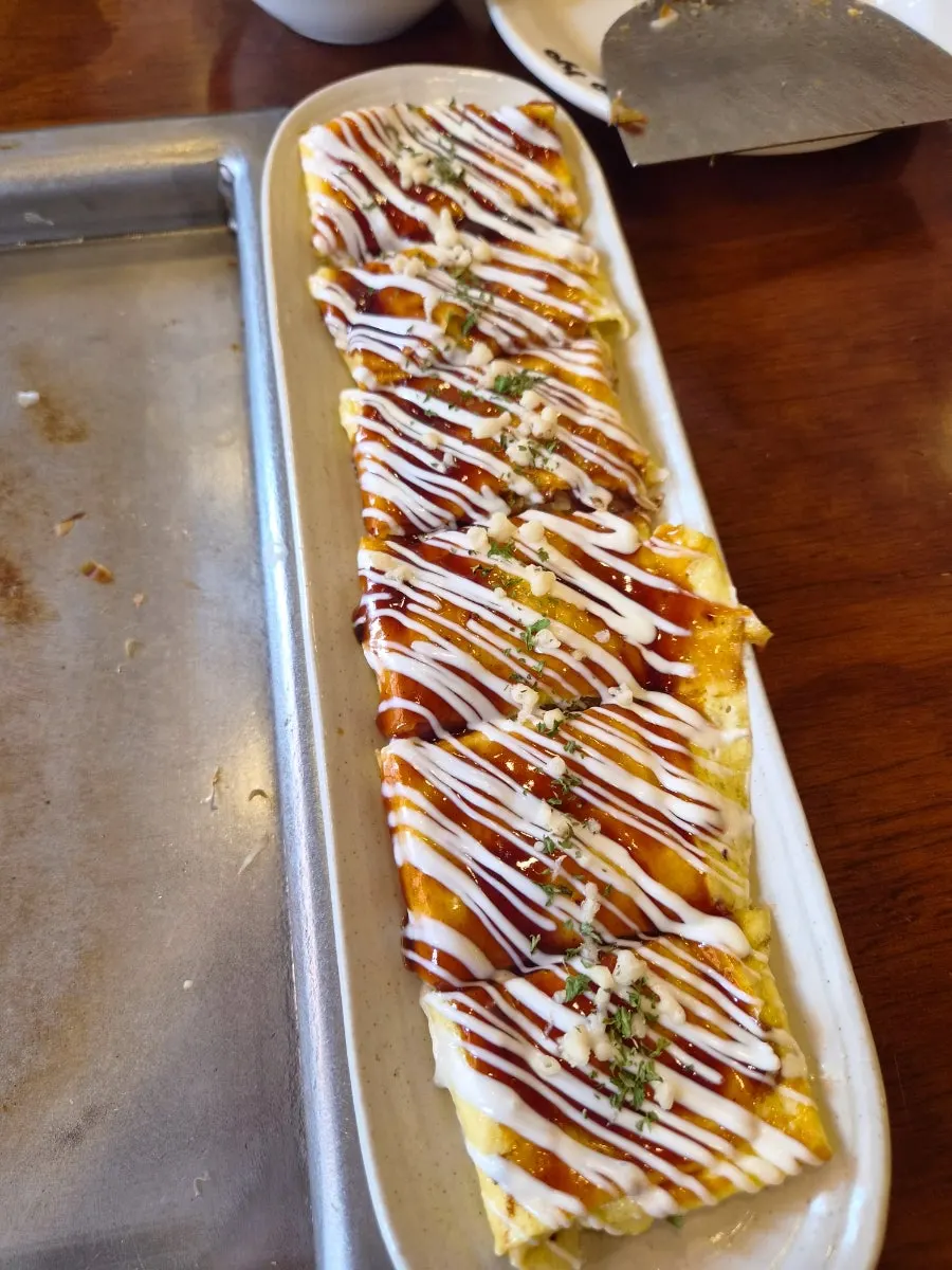 Donpeyaki wrapped in an egg sheet