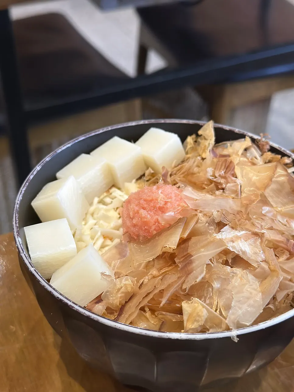 The griddle-cooking process for cod roe monjayaki