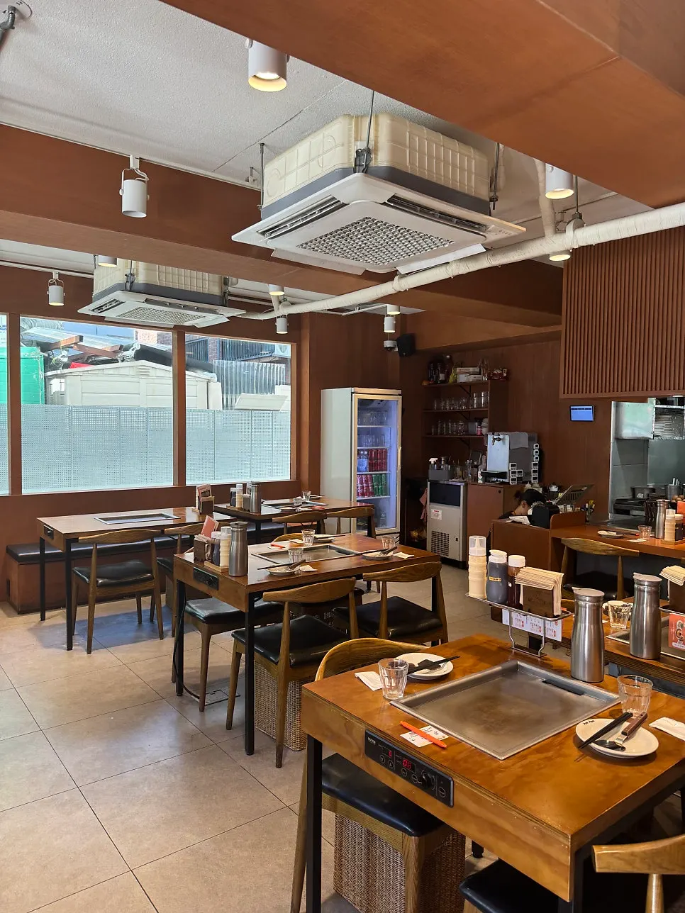 Interior of Jojo Yeonnam Branch