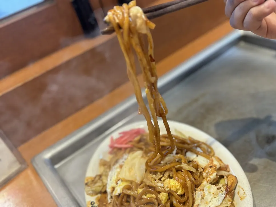 카라이 야끼소바 한 접시