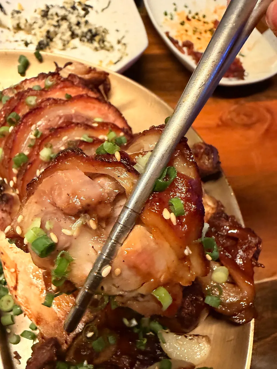 Close-up of the complimentary boneless dakbal