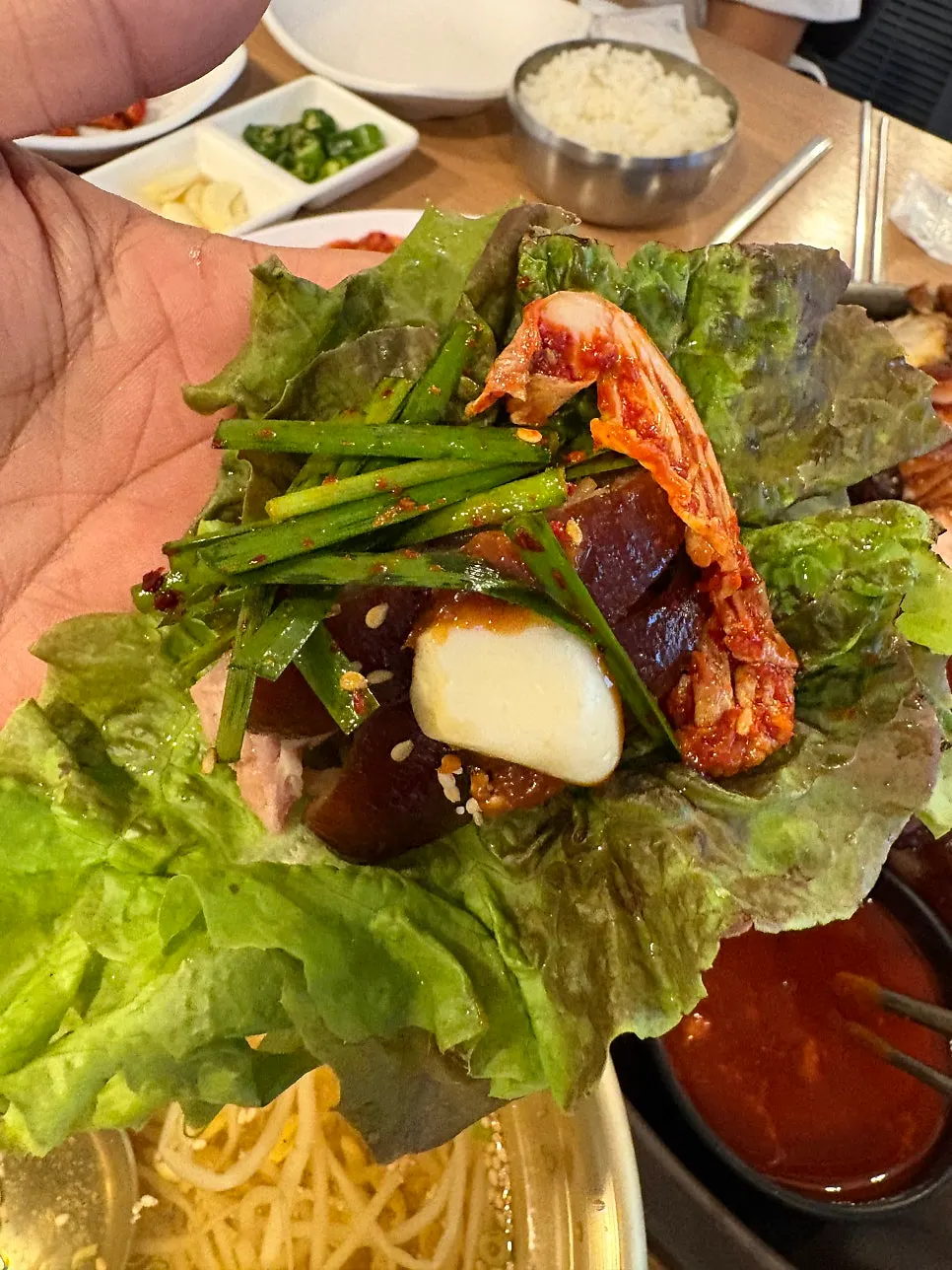 Fresh vegetables served with jokbal