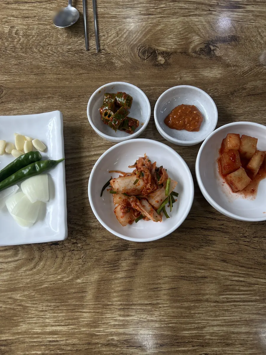 Seasoned chives available as a self-serve extra
