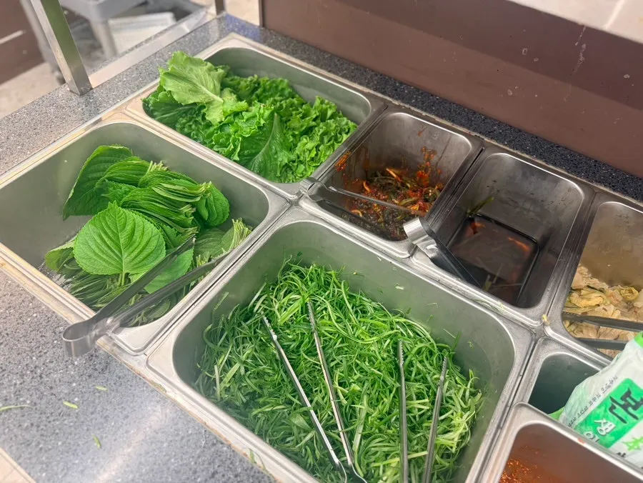 Fresh wrap vegetables prepared at the self-serve bar