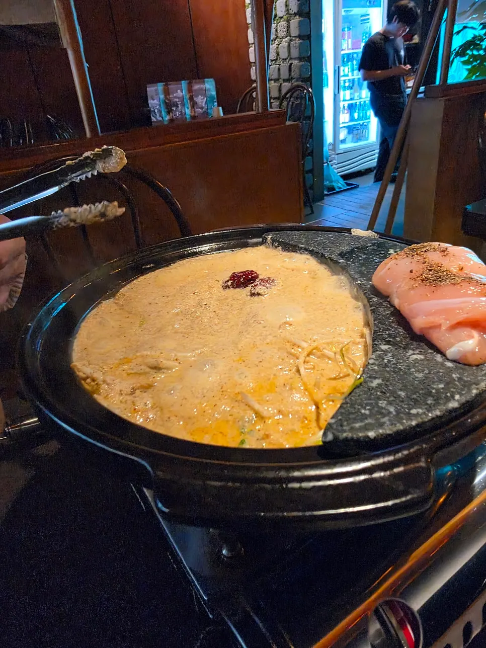 Chicken pieces in the perilla chicken hot pot